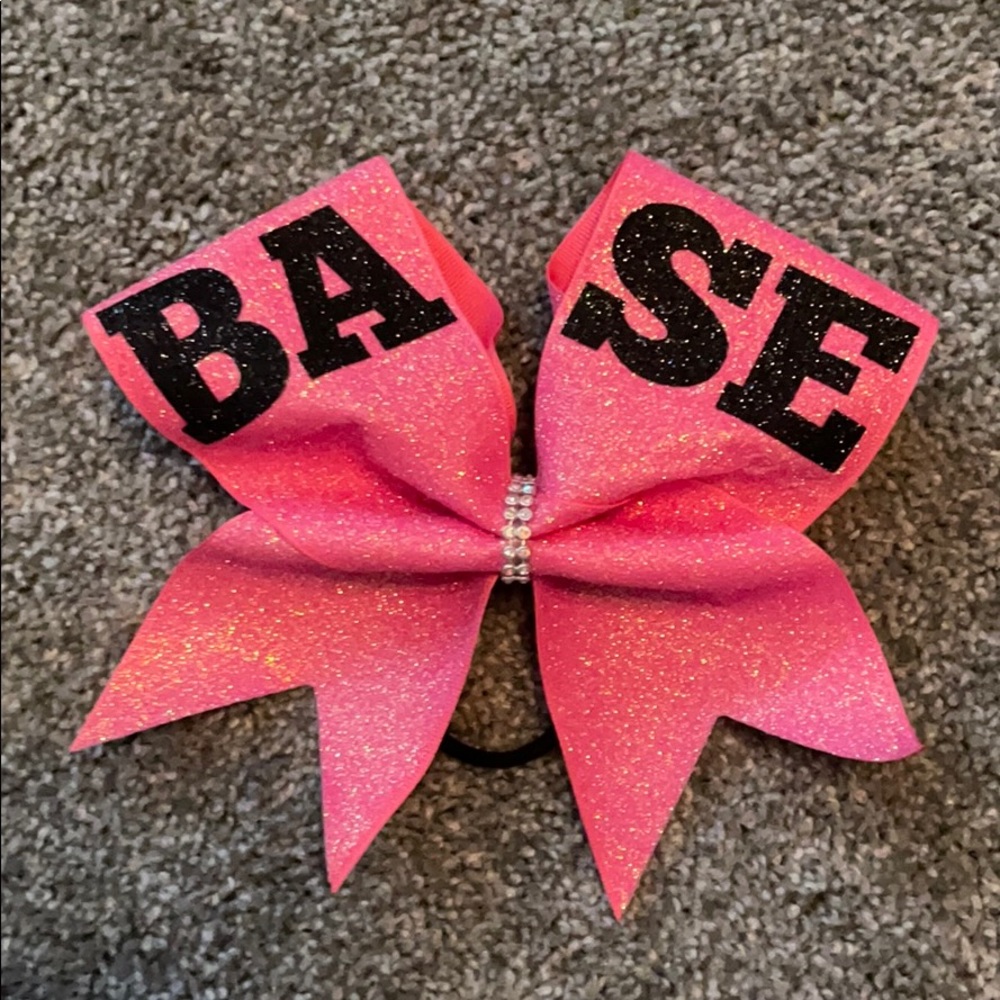 Cheer Bow - Picture 1 of 1